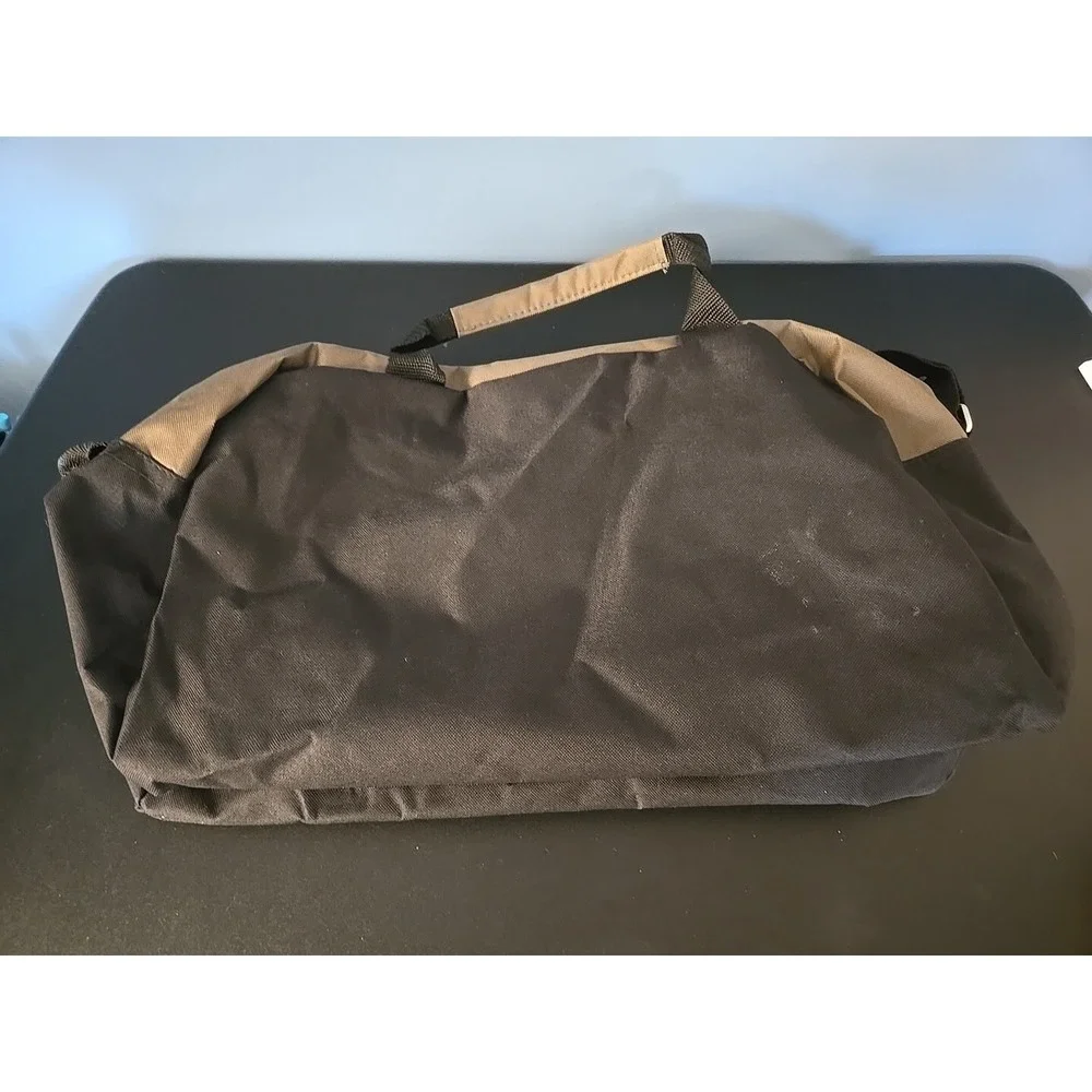 Atchison By Bic Black And‎ Army Green Duffel Bag 16x10x9 Guns